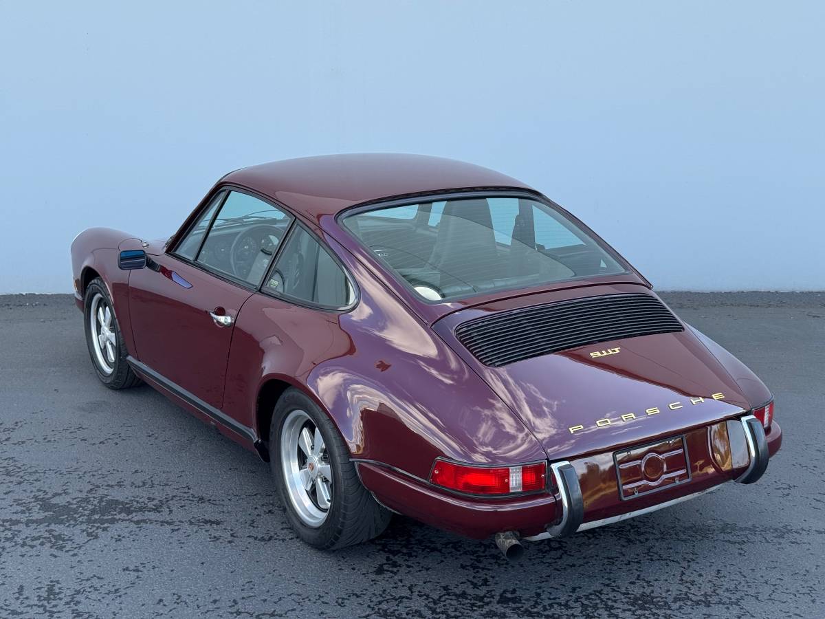 Porsche-911t-1971-8