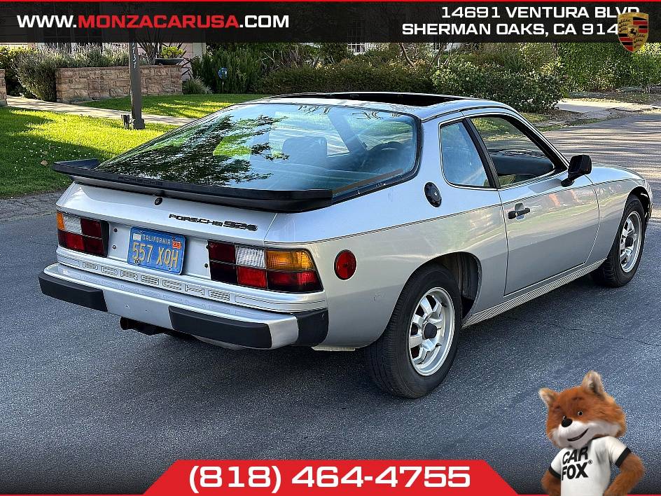 Porsche-924-1978-1