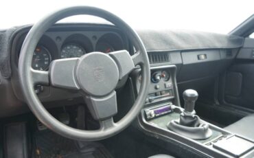 Porsche-924s-1987-16