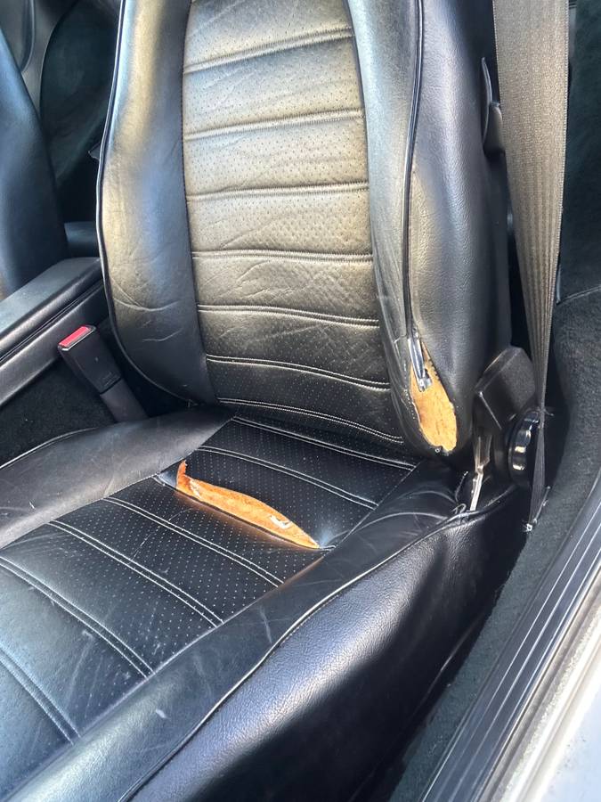 Porsche-924s-1988-13