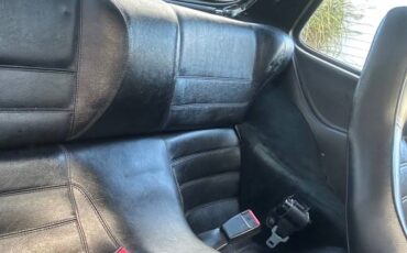 Porsche-924s-1988-15