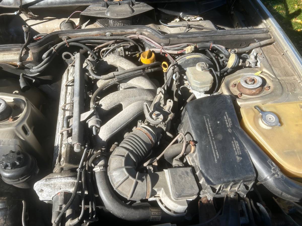 Porsche-924s-1988-28