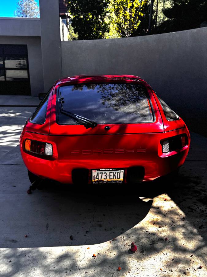 Porsche-928-1978-5