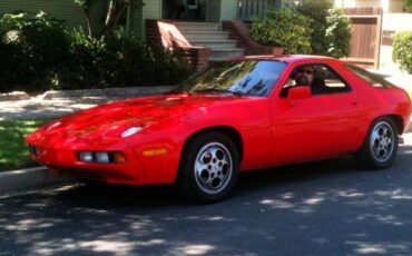 Porsche-928-1979-red-20