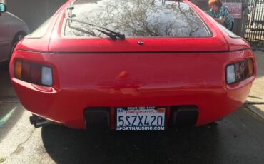 Porsche-928-1979-red-21