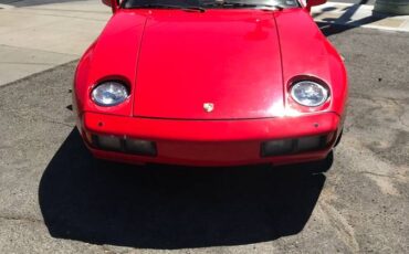 Porsche-928-1979-red-5