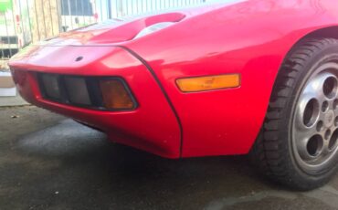 Porsche-928-1979-red-9