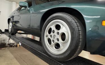 Porsche-928-1982-Moss-Green-Metallic-Tan-18