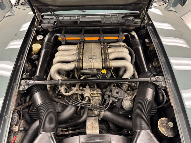 Porsche-928-1982-Moss-Green-Metallic-Tan-49