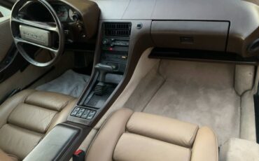 Porsche-928-1983-red-12