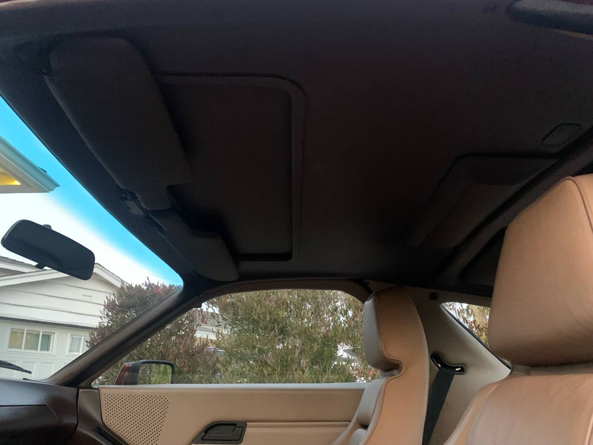 Porsche-928-1983-red-17