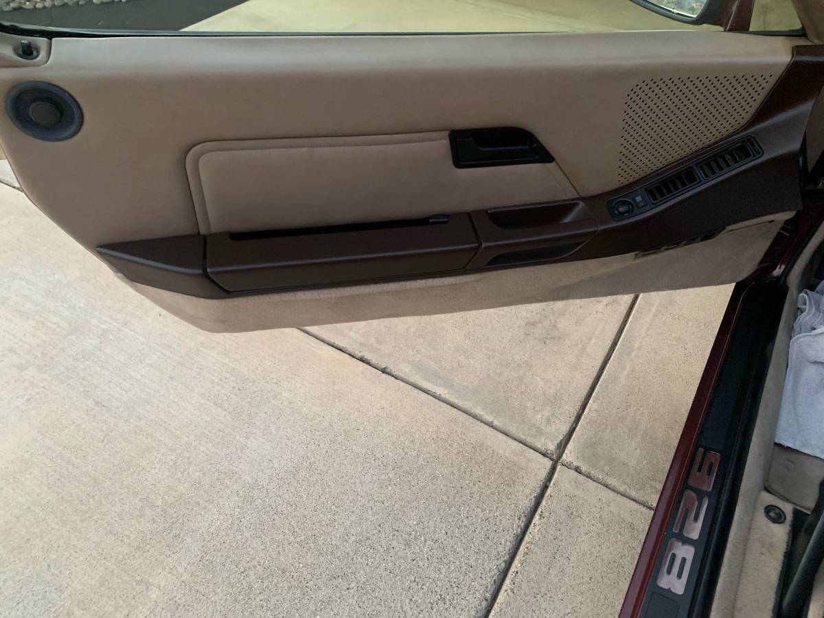 Porsche-928-1983-red-4