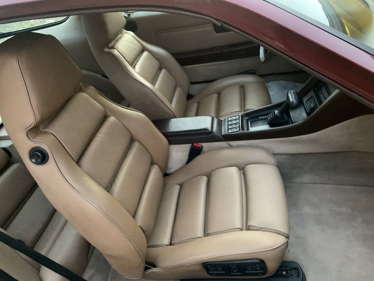 Porsche-928-1983-red-9