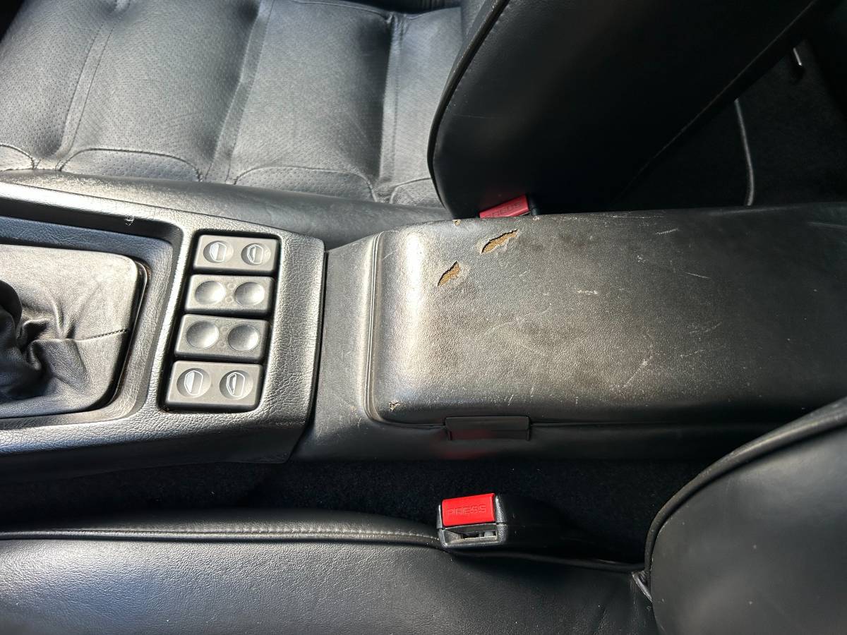 Porsche-928-1983-silver-14