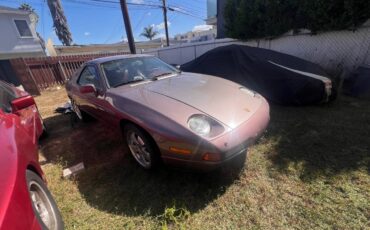 Porsche-928-1988-22