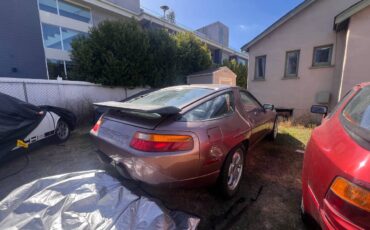 Porsche-928-1988