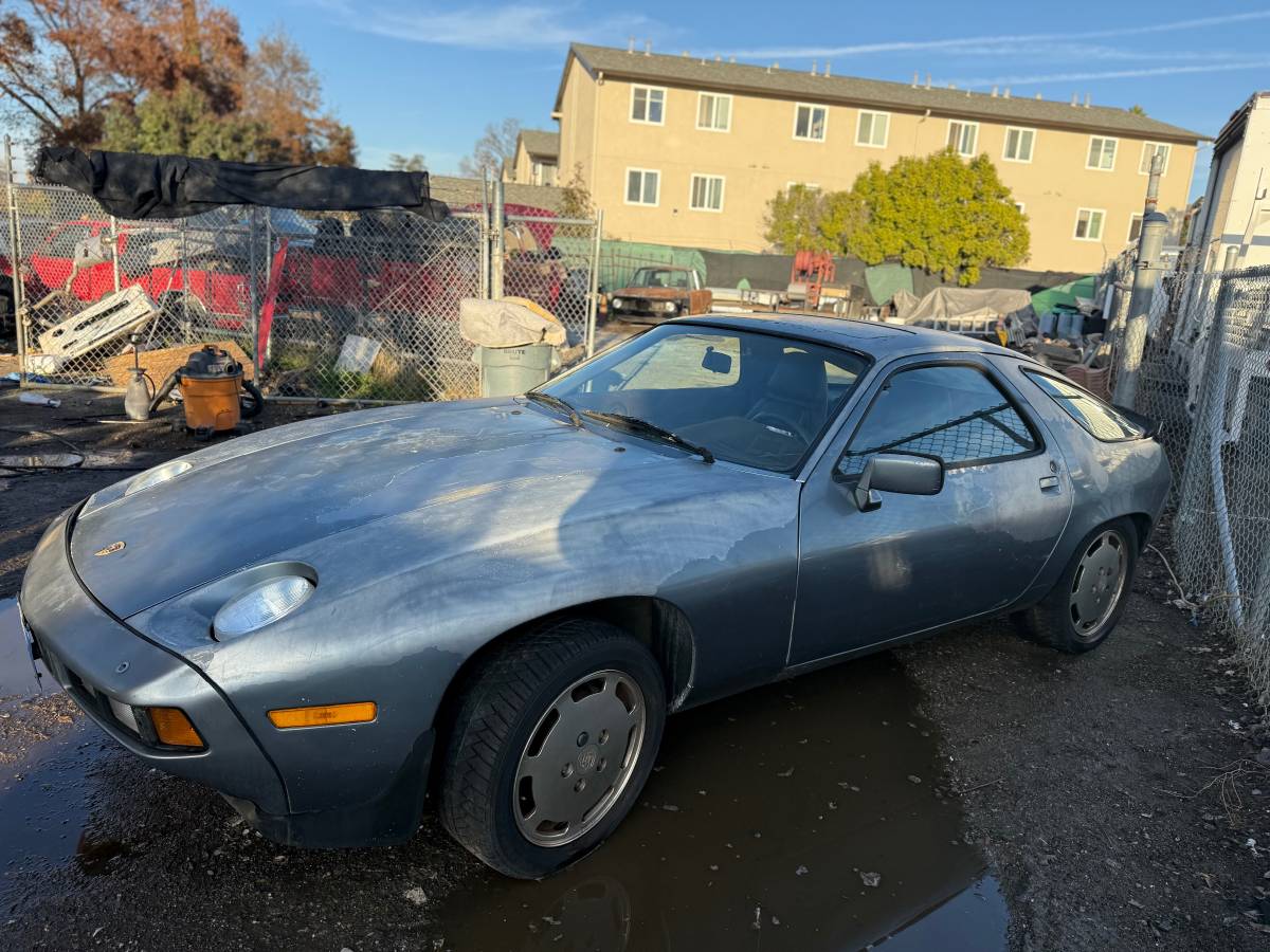 Porsche-928s-1984-4