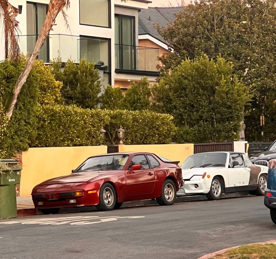 Porsche-944-1984-12
