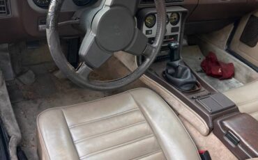 Porsche-944-1984-14