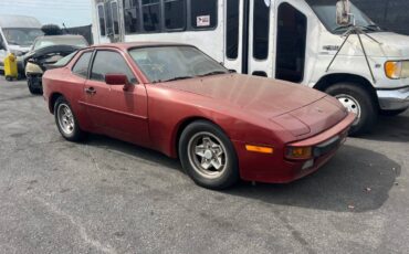 Porsche-944-1984-15