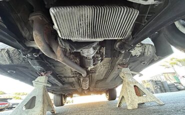 Porsche-944-1985-custom-28