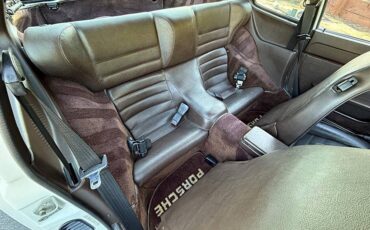 Porsche-944-1985-custom-39