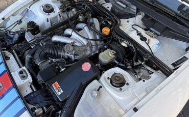 Porsche-944-1985-custom-65