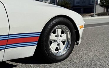Porsche-944-1985-custom-71