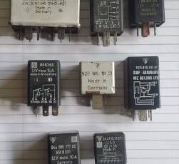 Porsche-944-1987-black-14