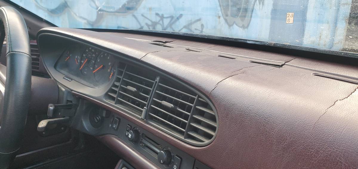 Porsche-944-1987-black-3