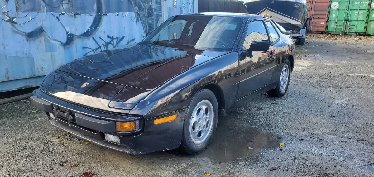 Porsche-944-1987-black-5
