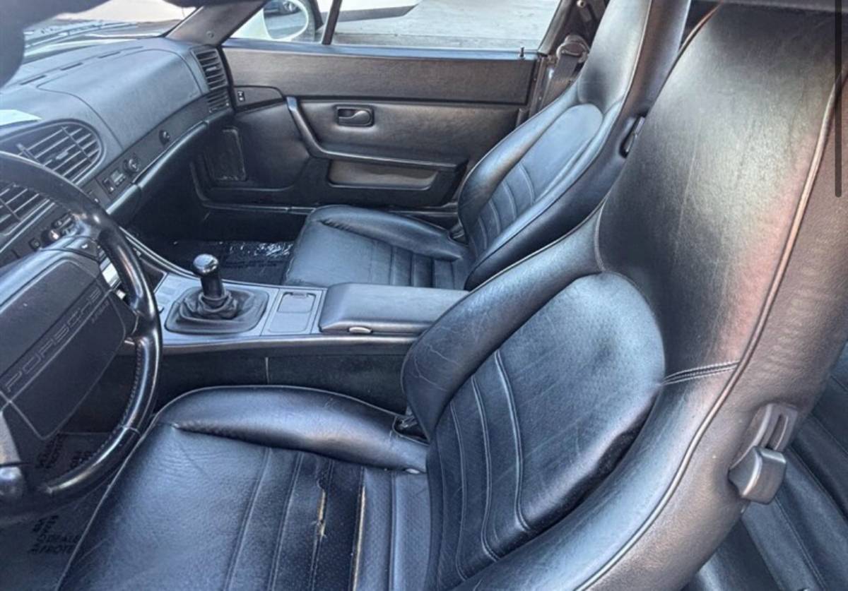 Porsche-944-1990-white-11