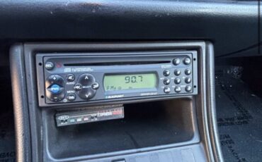 Porsche-944-1990-white-13