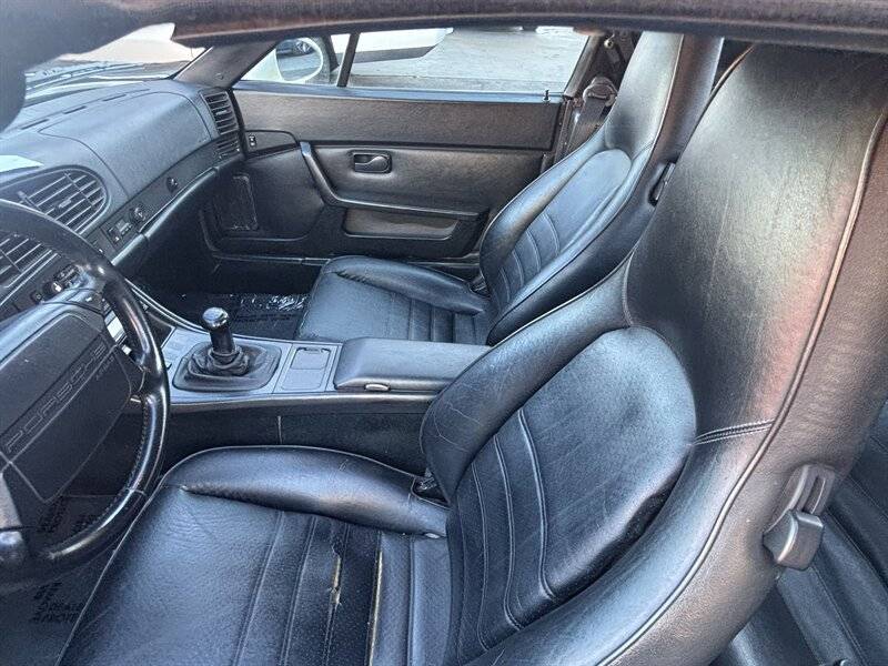 Porsche-944-s2-1990-white-11