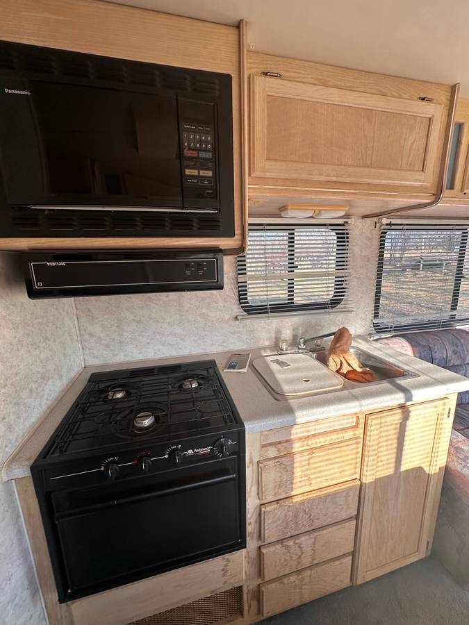 Raven-by-firan-1994-white-3