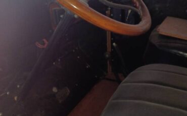 Reo-1-14-ton-truck-1926-custom-6