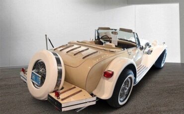 ReplicaKit-Makes-Convertible-1977-Convertible-3