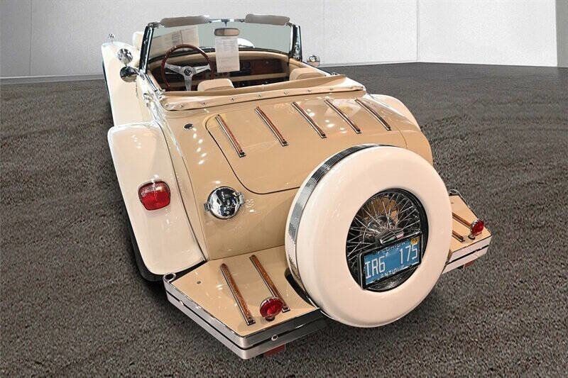 ReplicaKit-Makes-Convertible-1977-Convertible-5