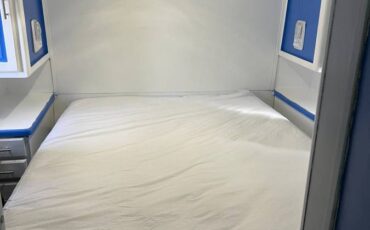 Rexhall-air-bus-1996-blue-6