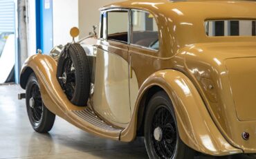 Rolls-Royce-2025-Coupe-by-Freestone-Webb-1935-2-Door-Coupe-18
