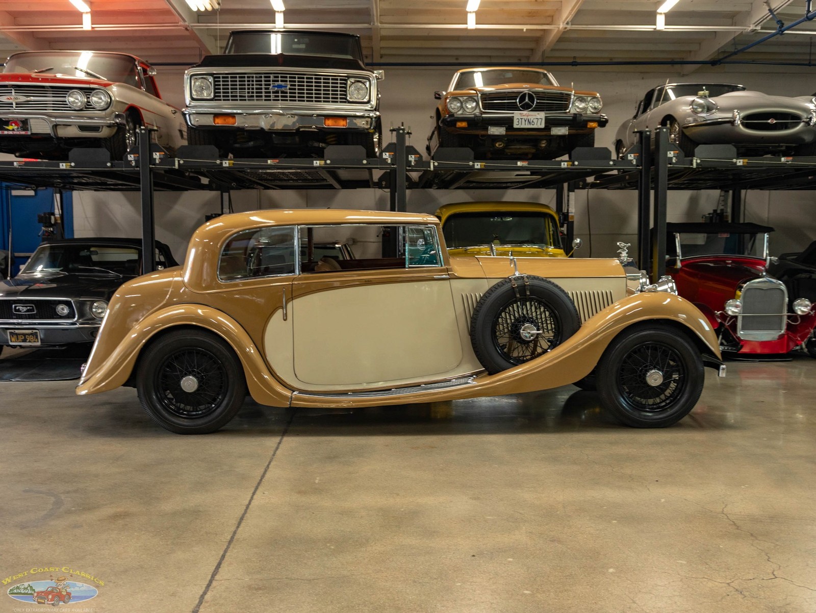 Rolls-Royce-2025-Coupe-by-Freestone-Webb-1935-2-Door-Coupe-2