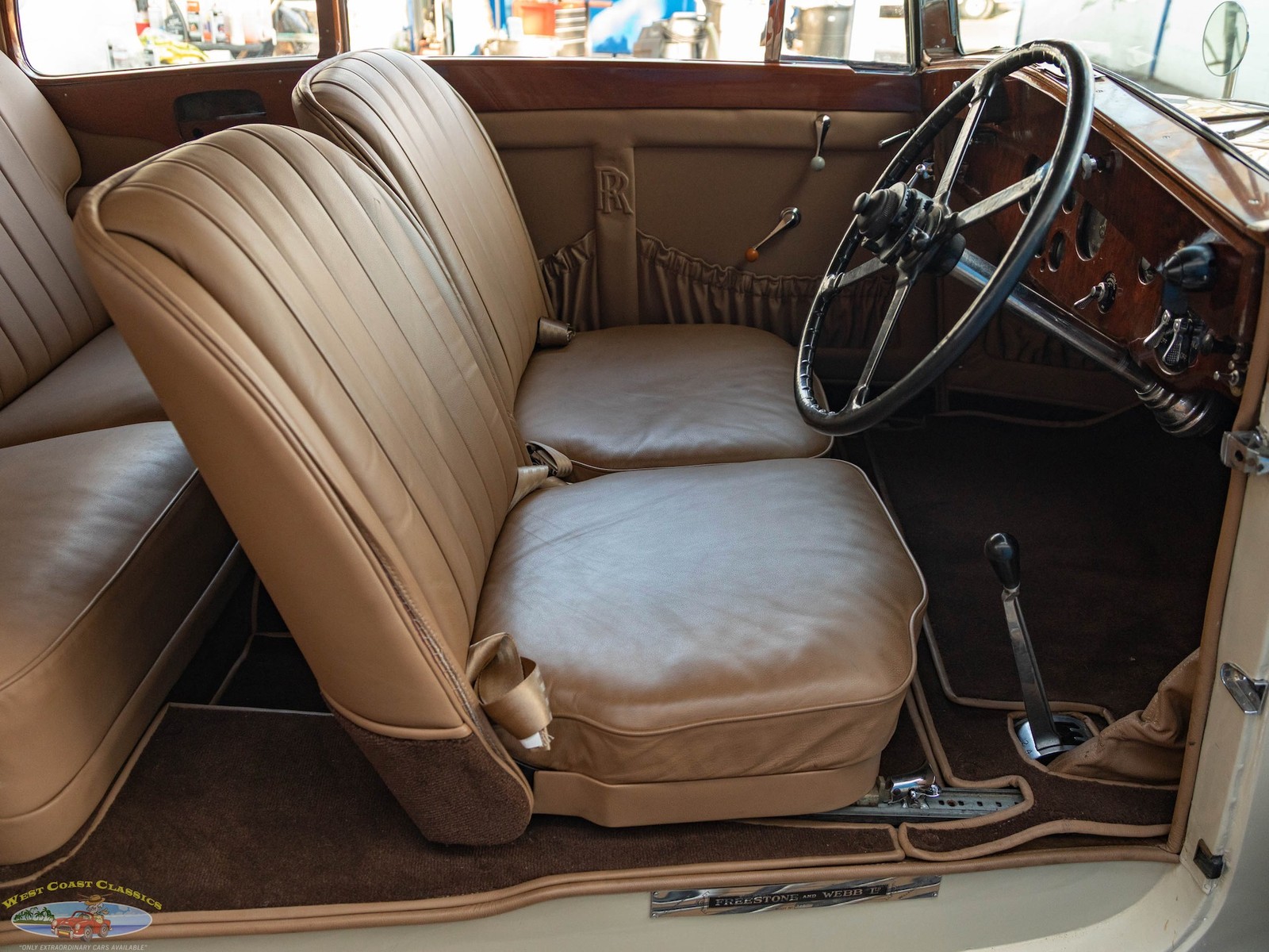 Rolls-Royce-2025-Coupe-by-Freestone-Webb-1935-2-Door-Coupe-26