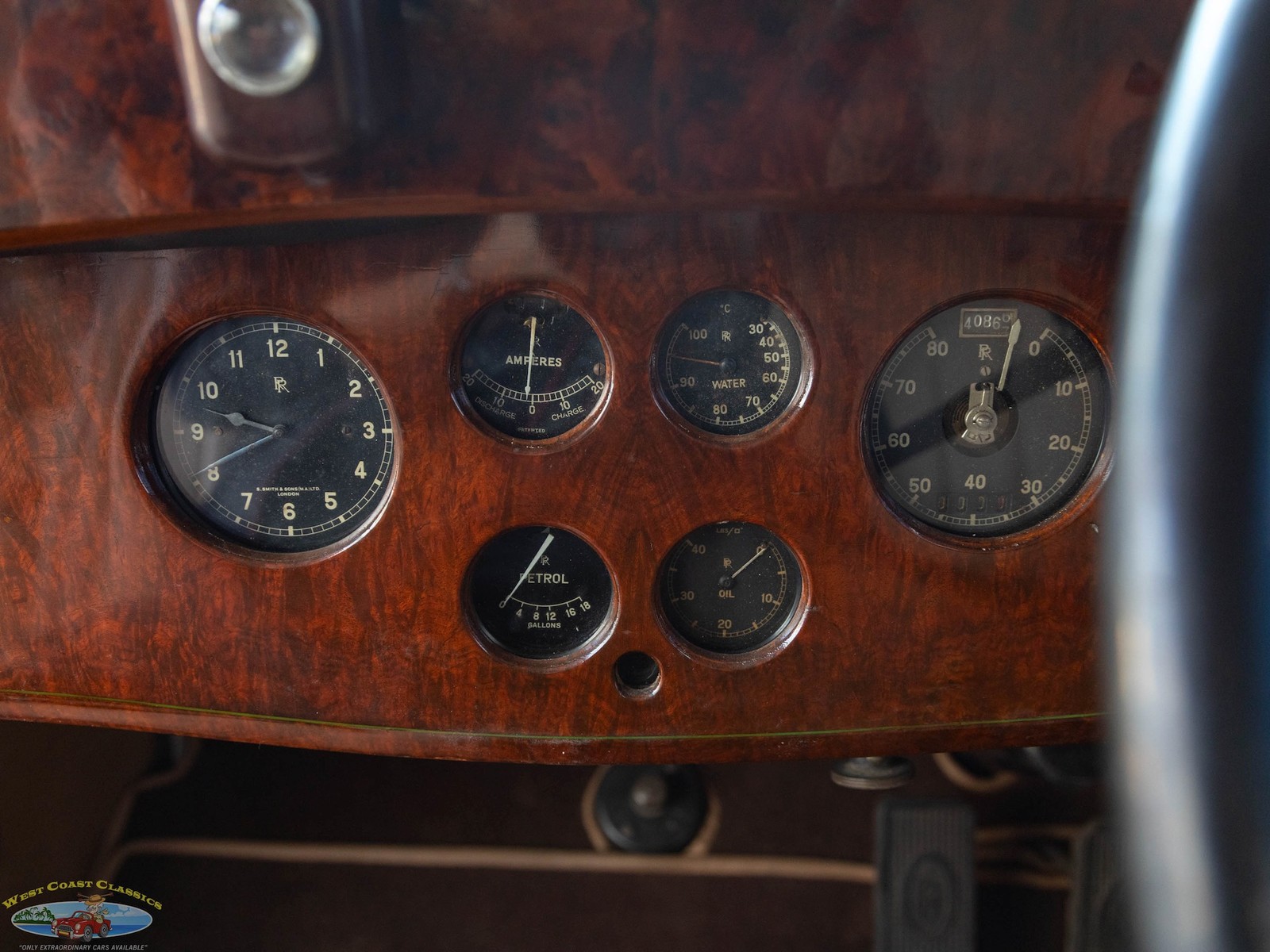 Rolls-Royce-2025-Coupe-by-Freestone-Webb-1935-2-Door-Coupe-34