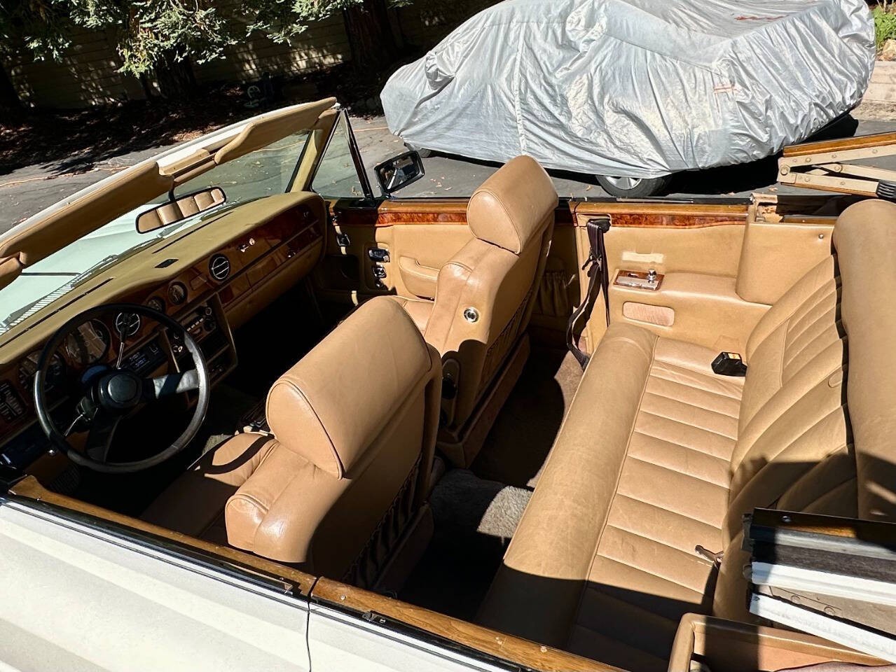 Rolls-Royce-Corniche-1976-Convertible-4