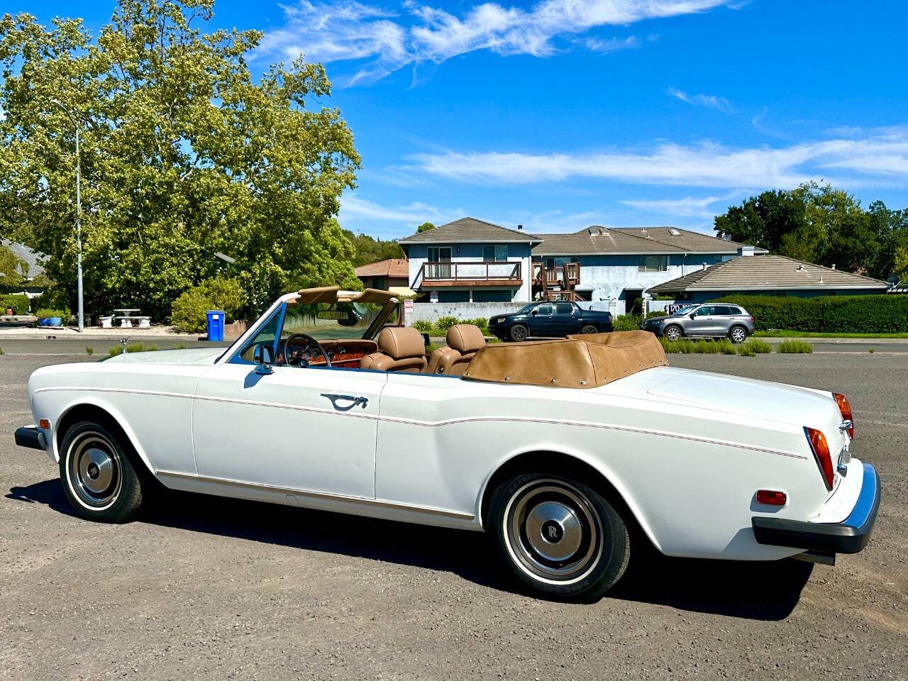Rolls-Royce-Corniche-1976-Convertible-7