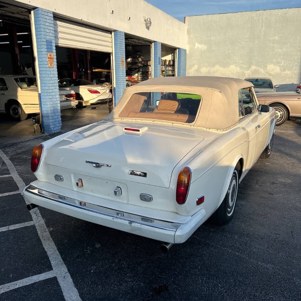Rolls-Royce-Corniche-1980-Convertible-12