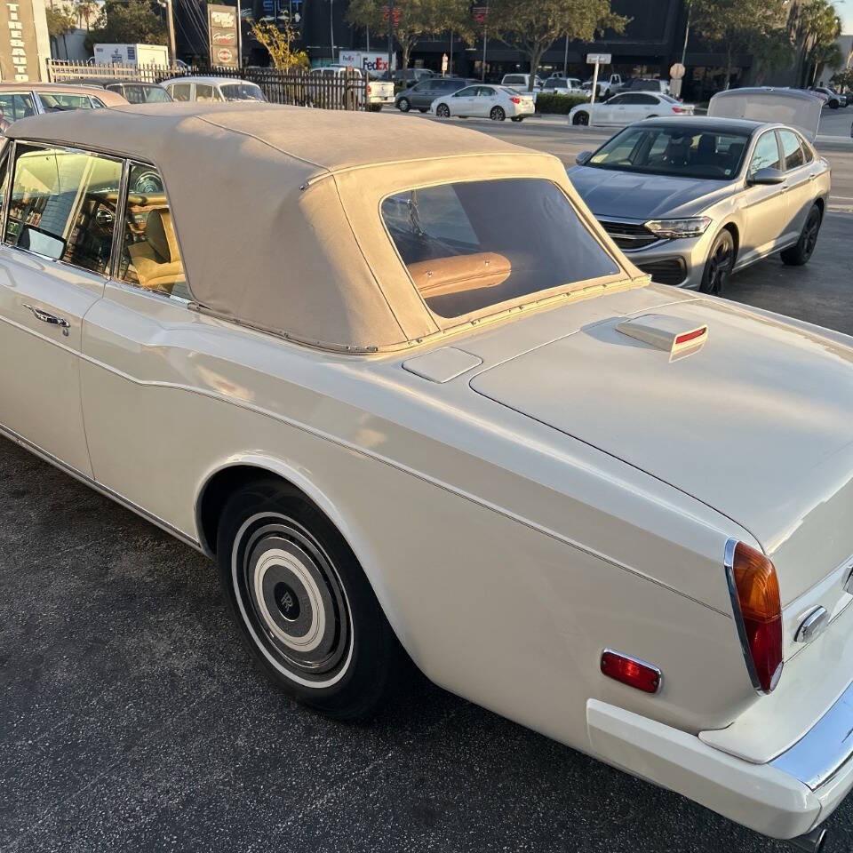 Rolls-Royce-Corniche-1980-Convertible-13
