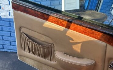 Rolls-Royce-Corniche-1980-Convertible-15