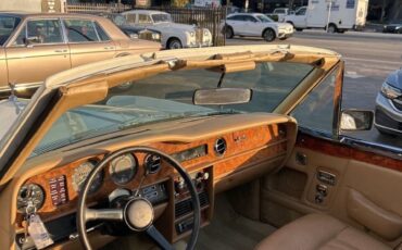 Rolls-Royce-Corniche-1980-Convertible-16
