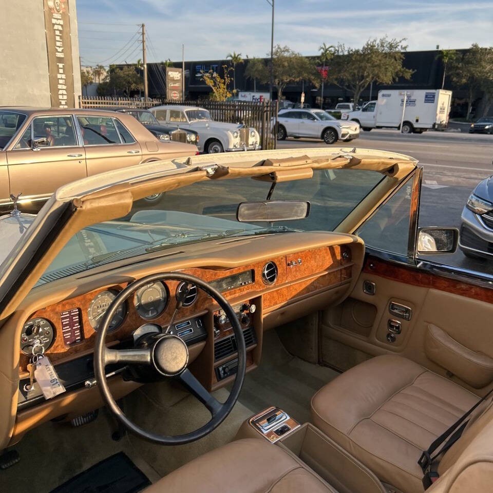Rolls-Royce-Corniche-1980-Convertible-16